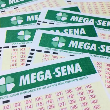 Mega-Sena deve pagar o prêmio de R$ 3 milhões ao vencedor que acertar as seis dezenas