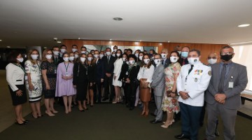 Bolsonaro defende protocolo de tratamento precoce contra covid-19