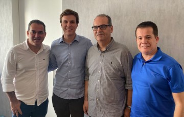 Ex-prefeito de Gravatá declara apoio a Miguel Coelho