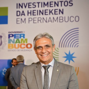 Mário Ricardo participa do anúncio de 1,2 bilhões em Pernambuco na fábrica da Heineken, instalada em Igarassu