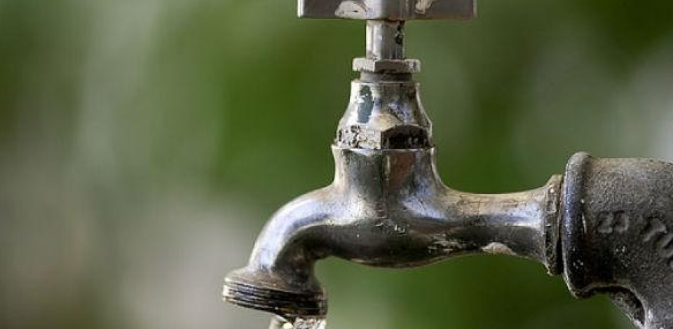 Compesa: distribuição de água é reduzida para manutenção emergencial