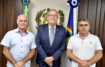 Ao lado de Álvaro Porto, Saulo Maruim oficializa pré-candidatura à prefeitura de Brejão