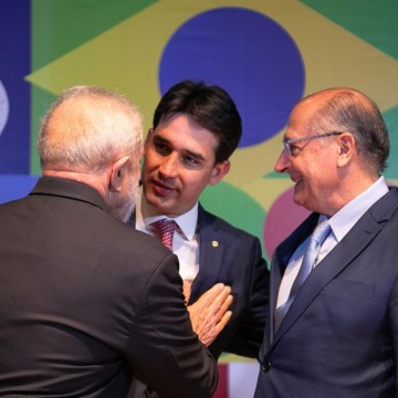 Em Brasília, Silvio Costa Filho participa de encontro com Lula e Alckmin 