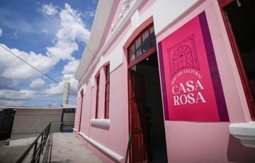 Casa Rosa recebe programação musical no fim de semana; confira os horários