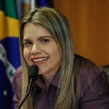 Clarissa Tércio intensifica agenda nas comunidades de Jaboatão