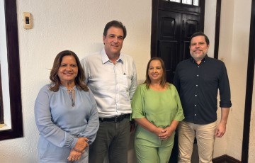 Presidente estadual do PSDB se reúne com prefeita Célia Sales e vereadora Adilma Lacerda