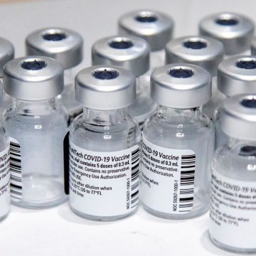 Pfizer entrega mais de 1 milhão de doses de vacina ao Brasil