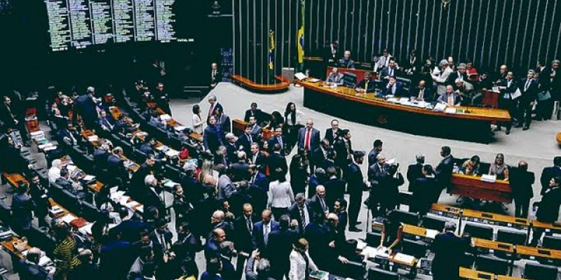 Coluna da quarta | Faltou Governo para aprovar a Reforma Tributária