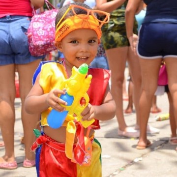 Em Paudalho, Carnaval tem atrações culturais, programação infantil e shows com Elba Ramalho, Alceu Valença, Priscila Senna, Os Neiffs e Troia