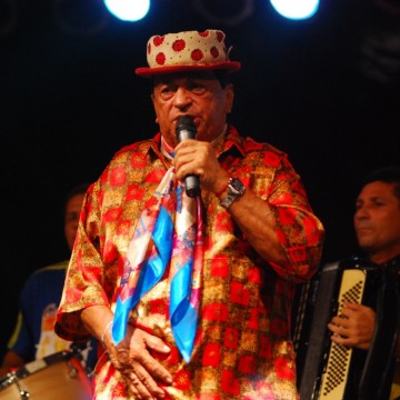 Morre no Recife, aos 89 anos, o cantor e compositor, Genival Lacerda