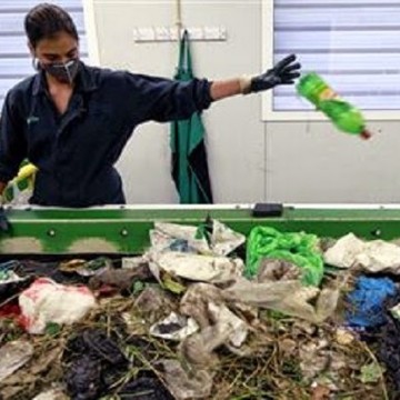 O Governo de Pernambuco irá implantar oito unidades de triagem, estação de transferência de resíduos sólidos e treinamento de catadores para seis municípios