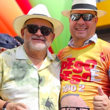 Carnaval confirma força política de Zé Martins em João Alfredo