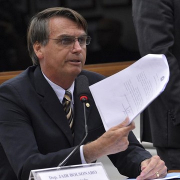 Desgaste da reforma tributária e perda de popularidade do governo Bolsonaro
