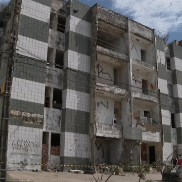 Mais um prédio em Olinda será demolido por risco de desabamento