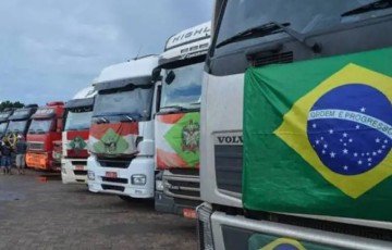 Bloqueios em rodovias após derrota de Bolsonaro nas urnas são vistos como “inaceitáveis” pela OAB