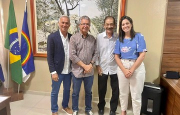 Paulo Roberto e Iza Arruda declaram apoio aos “prefeituráveis” Elias Gomes e Joaquim Lapa