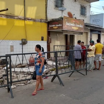 Tragédia em Aliança: marquise desaba e deixa cinco mortos e nove feridos, na Zona da Mata