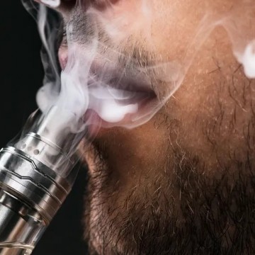 Apenas 37,4% concordam em manter proibição dos cigarros eletrônicos, aponta consulta pública da Anvisa