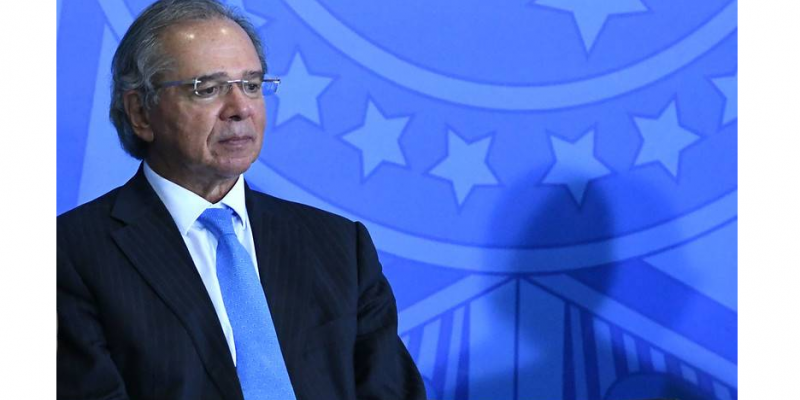 O ministro da Economia, Paulo Guedes, esteve no Fórum Econômico Mundial, onde fez declarações polêmicas.