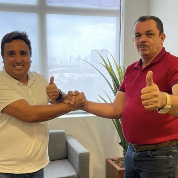 Prefeito de Lajedo reforça apoio à pré-candidatura de Tiago Pontes para deputado estadual