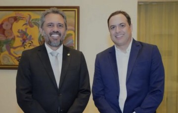 Paulo Câmara é recebido pelo governador do Ceará, Elmano de Freitas 
