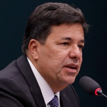 Mendonça Filho quer reunir ministro de Minas e Energia e presidente da Petrobras para que expliquem ingerência política na estatal