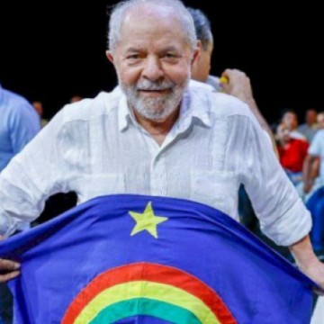 Em passagem pelo Recife, Lula sanciona Lei para criação do Sistema Nacional de Cultura