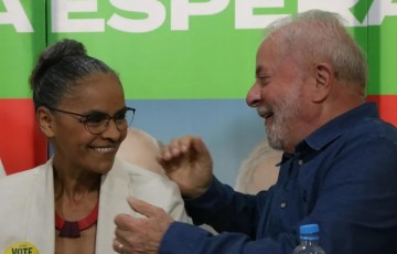 Lula recebe apoio de Marina Silva