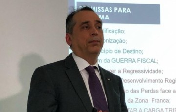 Pernambuco vai à união apresentar situação fiscal do Estado
