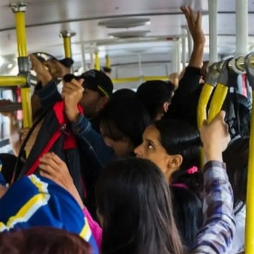 Assédio e importunação sexual dentro dos ônibus é tema de capacitação para motoristas de coletivos