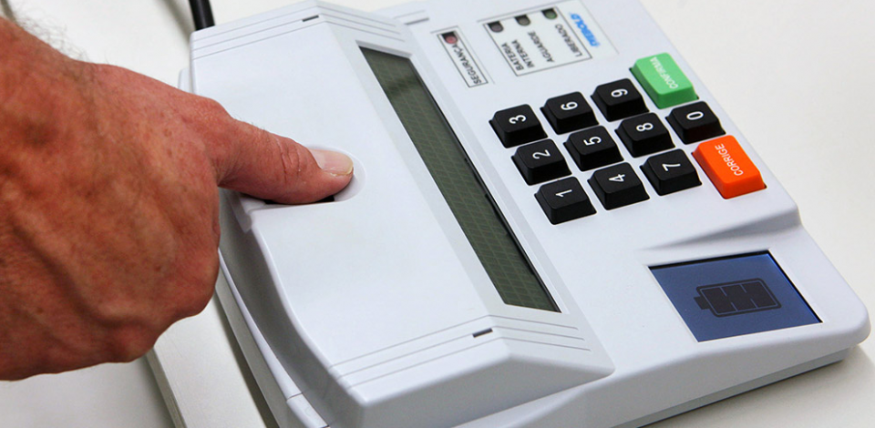 Para evitar contágio, TSE excluirá biometria nas eleições 2020