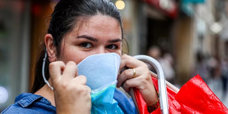 Em Pernambuco, comprovante de vacinação deixa de ser obrigatório A medida também vale para Fernando de Noronha