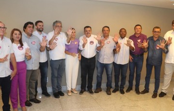 Prefeito e 7 vereadores de Macaparana declaram apoio à Raquel