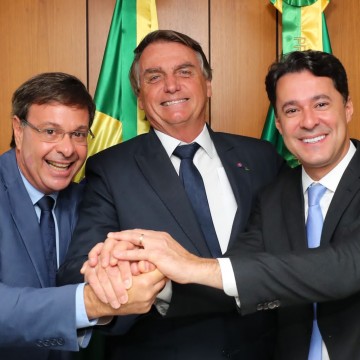 Bolsonaro se reúne com Anderson Ferreira e Gilson Machado em Brasília