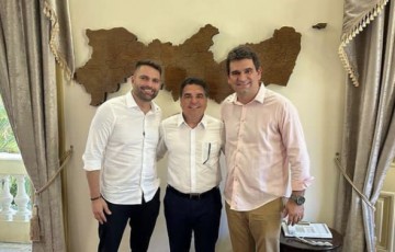 Prefeito de Paudalho e deputado Gustavo Gouveia se reúnem com Secretário da Casa Civil  