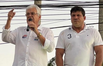 Ao lado de Resende, Antônio Moraes cumpre agenda em Carpina 
