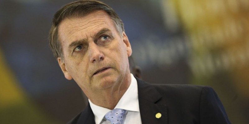 O julgamento de três ações contra o ex-presidente Jair Bolsonaro foi marcado para a próxima terça (10)