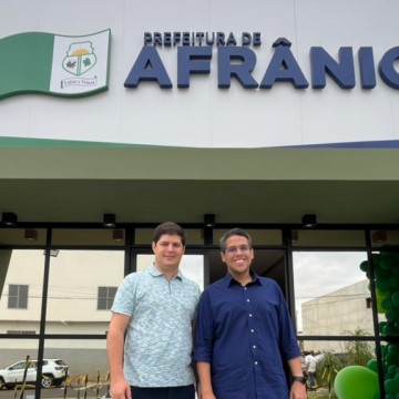 Jarbas Filho firma aliança com prefeito de Afrânio