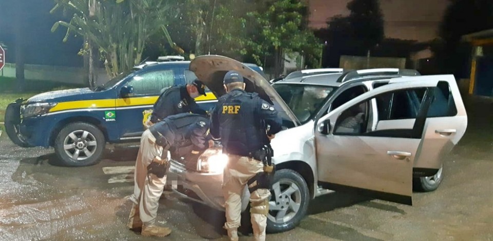 PRF prende homens suspeitos de assalto em Garanhuns