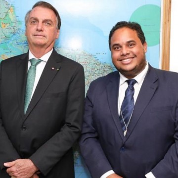 Acompanhe aqui a entrevista com o ex-presidente Jair Bolsonaro