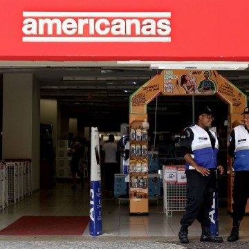 Justiça suspende pagamento a 1,3 mil credores das Lojas Americanas