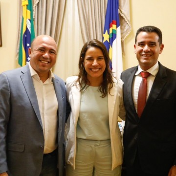 Prefeito Jogli se reúne com governadora e viabiliza ações para Araçoiaba 