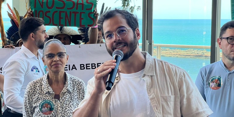 Ao lado de Marina Silva, Túlio lança pré-candidatura à prefeitura do Recife e aposta em unidade com Dani Portela