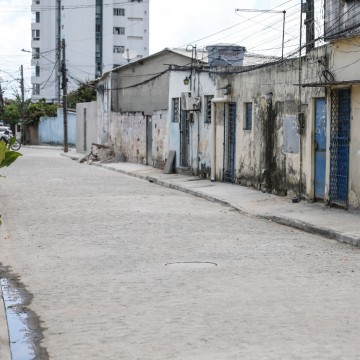 Prefeitura do Recife realiza a entrega de obra de pavimentação e drenagem no bairro do Bongi