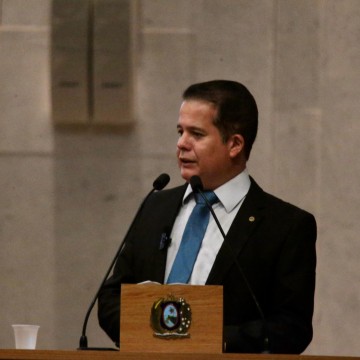Edson Vieira será o relator do projeto que institui o Programa de Desenvolvimento do Polo de Confecções do Agreste de Pernambuco