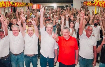 Danilo Cabral recebe apoio de prefeito e ex-prefeito de Araçoiaba 