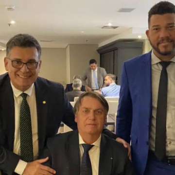  Abimael Santos se encontra com Jair Bolsonaro durante evento do PL