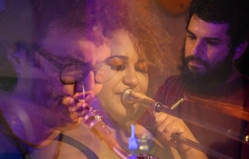 Trio pernambucano assina 'Grammelot' - dez temas fundamentados no free jazz 