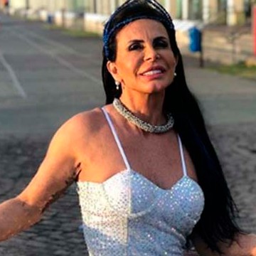 No Recife, bloco que combate o machismo conta com a cantora Gretchen
