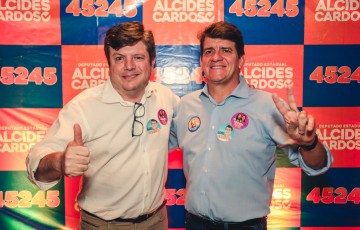 Alcides Cardoso recebe apoio do vereador do Recife e médico Tadeu Calheiros à sua candidatura a deputado estadual 